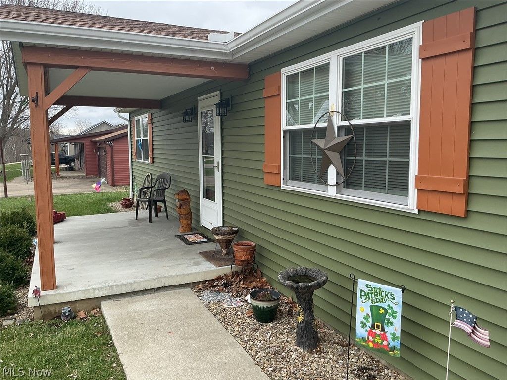 Photo of 3755 Mona Drive, Zanesville, OH 43701 (MLS # 5191341)