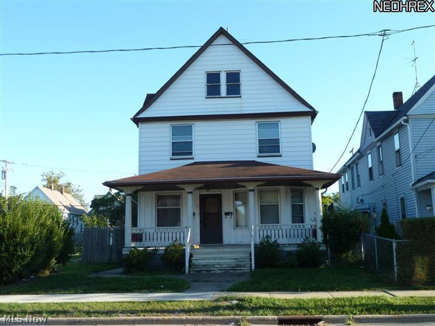 Duplex First floor 2BR/1BA 5-room unit with enclosed rear porch, Second floor 2-room 2BR/1BA unit full basement.  Separate gas meters and electrical panel boxes single water meter.