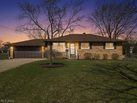 Homes For Sale - 2901 Joseph Pkwy<br/> Medina County, Brunswick, OH 44212