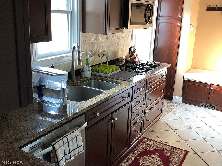 Rapid Transit - Residential