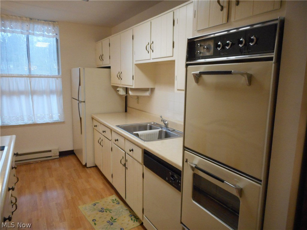 Silver Lake Towers Condo - Residential