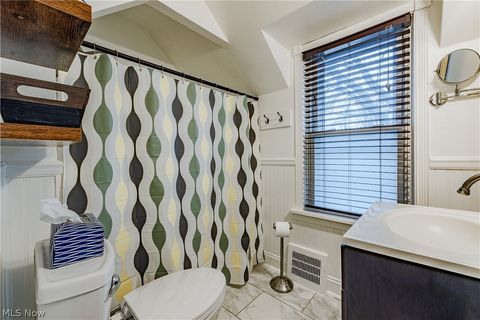 Tiny photo for 17413 Glenshire Avenue, Cleveland, OH 44135 (MLS # 5190377)