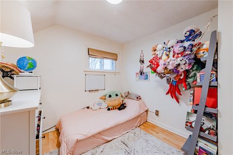 Tiny photo for 17413 Glenshire Avenue, Cleveland, OH 44135 (MLS # 5190377)