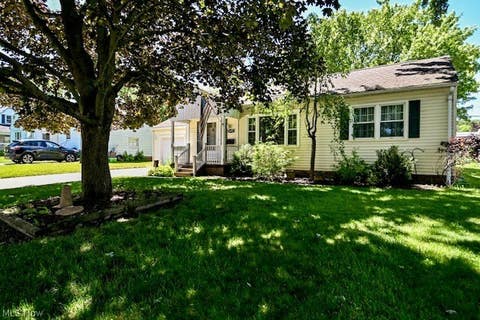 Tiny photo for 1495 Fairview Place, Alliance, OH 44601 (MLS # 5221770)