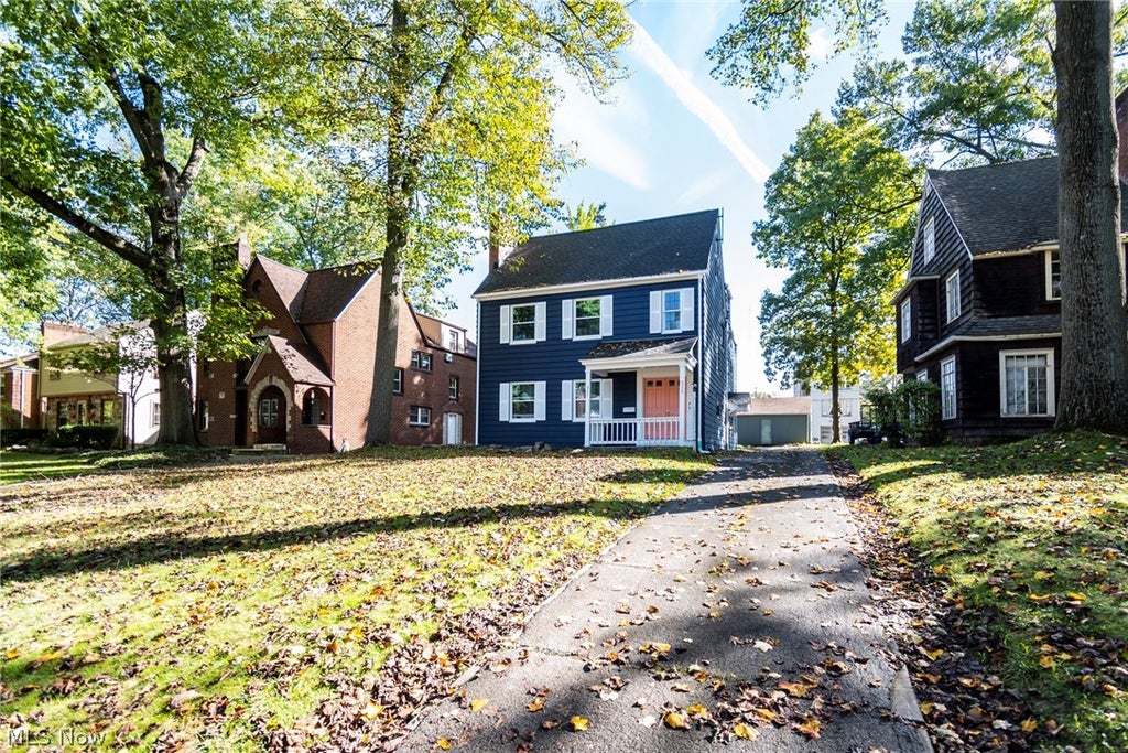 Photo of 4337 Chester Drive, Youngstown, OH 44512 (MLS # 5217746)