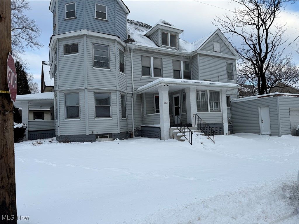 Photo of 10206 Westchester Avenue, Cleveland, OH 44108 (MLS # 5184127)