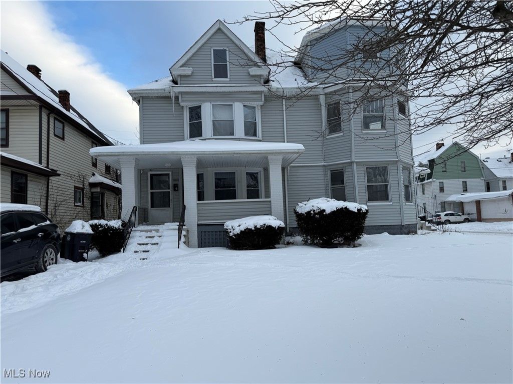 Photo of 10206 Westchester Avenue, Cleveland, OH 44108 (MLS # 5184127)