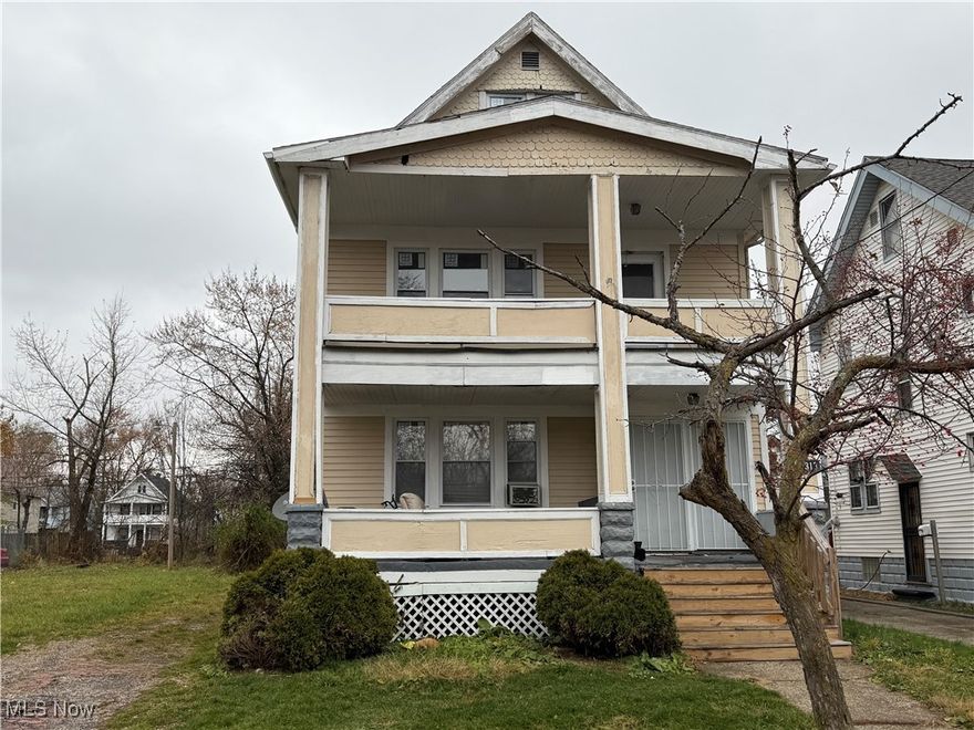 Welcome all Investors to a Great investment opportunity and income stream. Pulling in $1,928.00 a month, over $23,000.00 annually for this very spacious rental property. A perfect addition to anyone's rental portfolio!! NO Wholesalers.