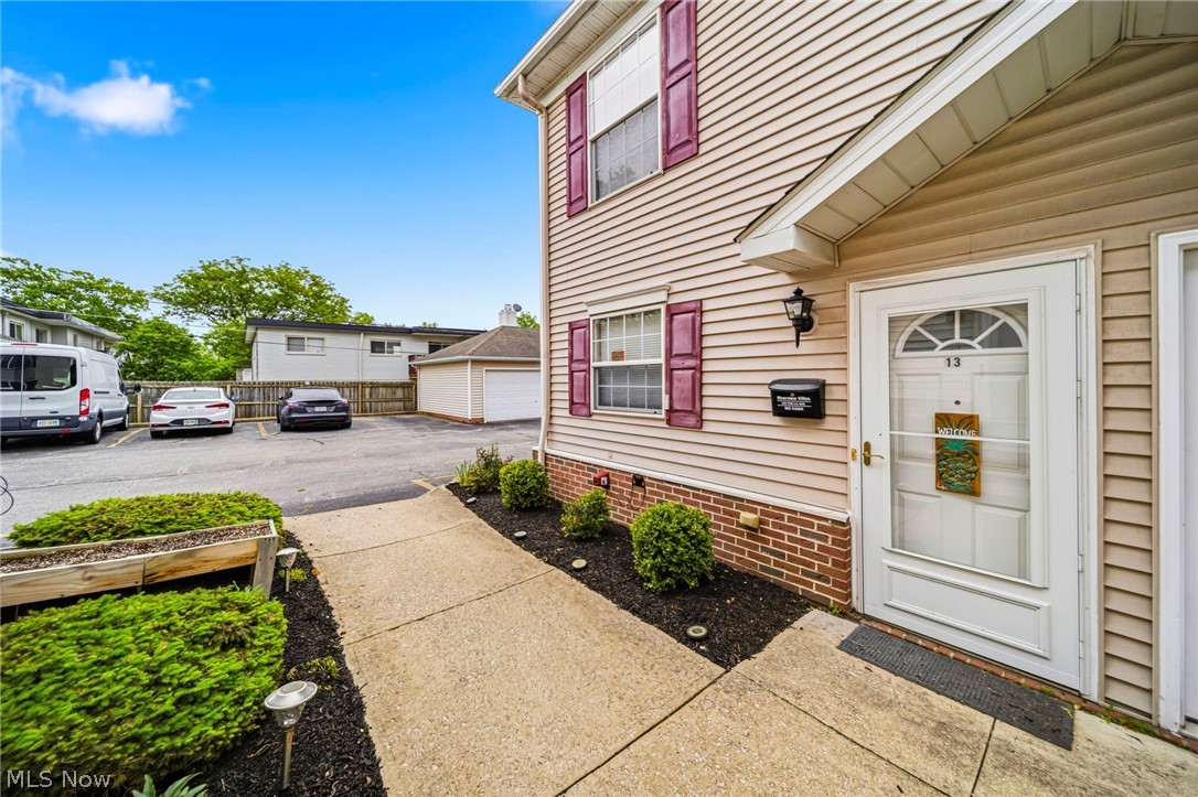 Riverview Villas Condo - Residential