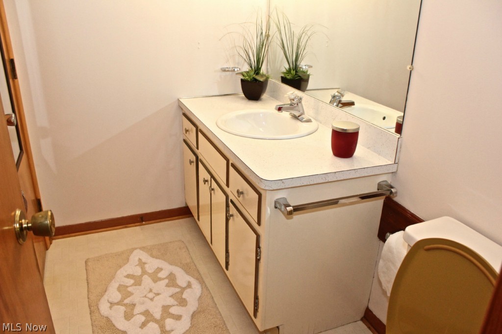 Albert Rispo 05-C - Residential