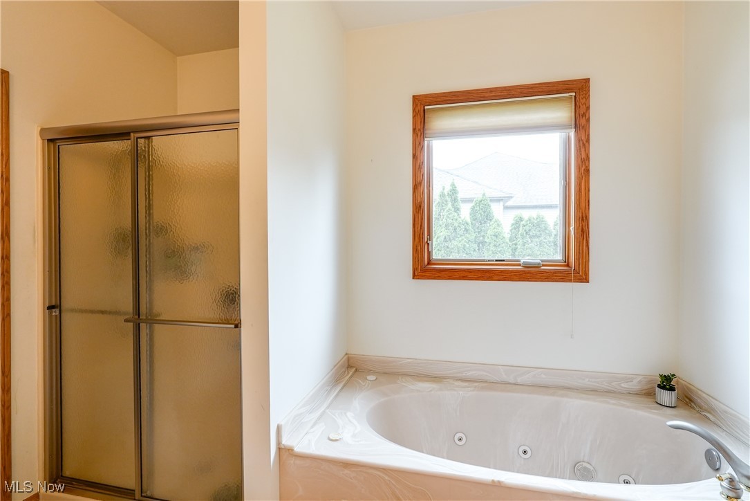 12750 Clearbrook Oval, North Royalton, Ohio image 30