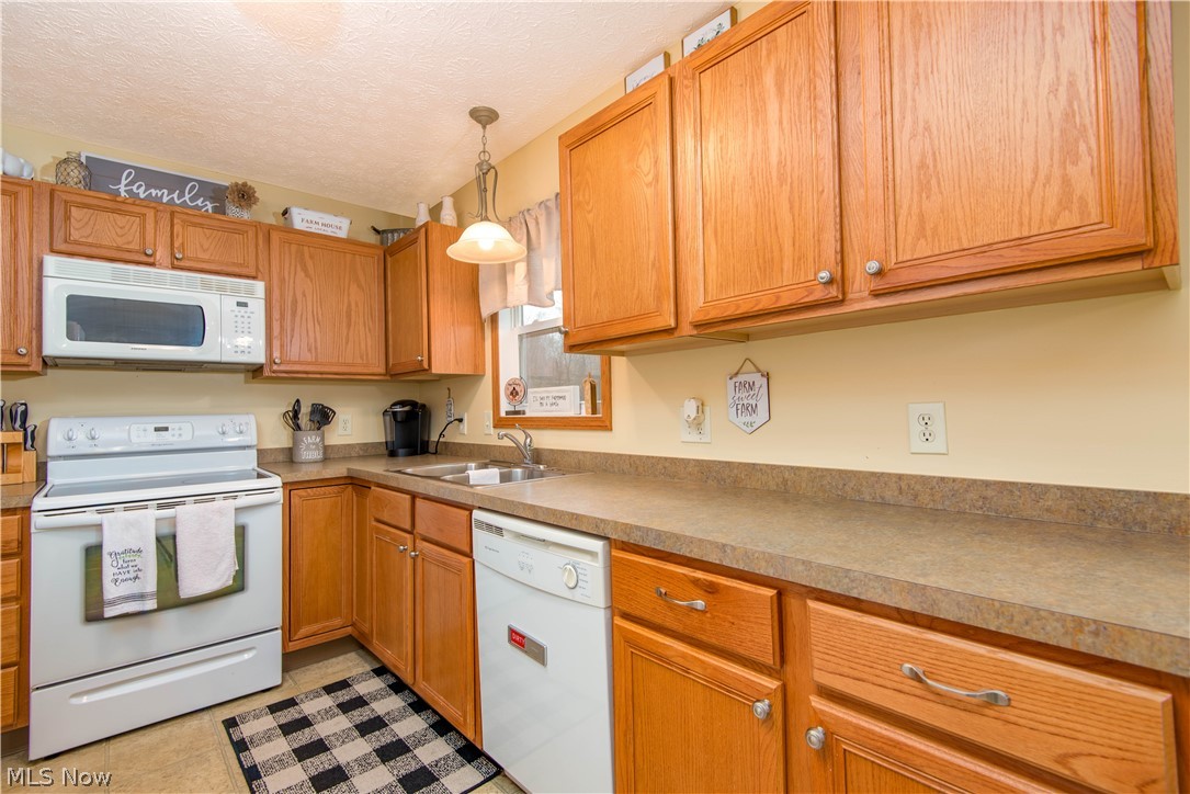 New Milford Estate - Residential