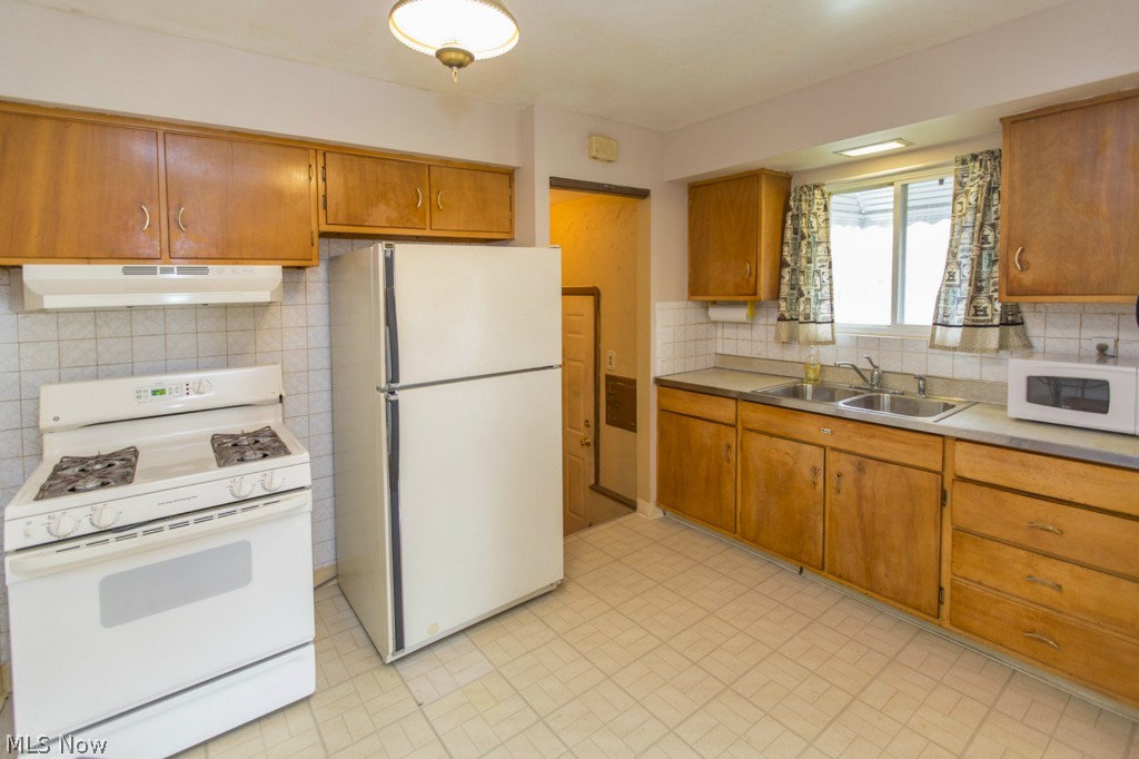 Hummel-Snow 01 - Residential