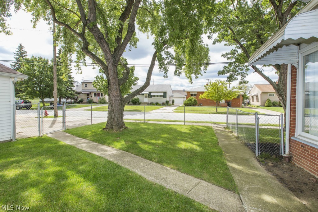 Hummel-Snow 01 - Residential