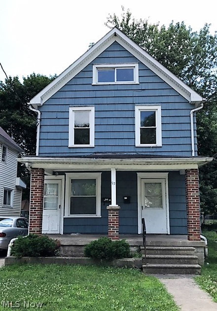 Separate Utilities - Tenants Pay
Updates include:  Carpet 1st flr 2014; Windows replaced both units 2012; Carpet 2nd flr 2012; Garage Door 2012; H/W tank 2nd flr 2015 and H/W tank 1st Flr 2014; Furnaces (2) replaced 2014;House painted entire exterior 2014; Painted interior 2017; Roof replaced approx. 10 yrs ago.  Washer & Dryer hook up available.