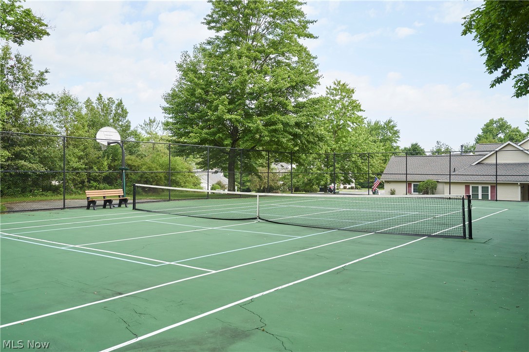 Macintosh Farms Condo 01 - Residential