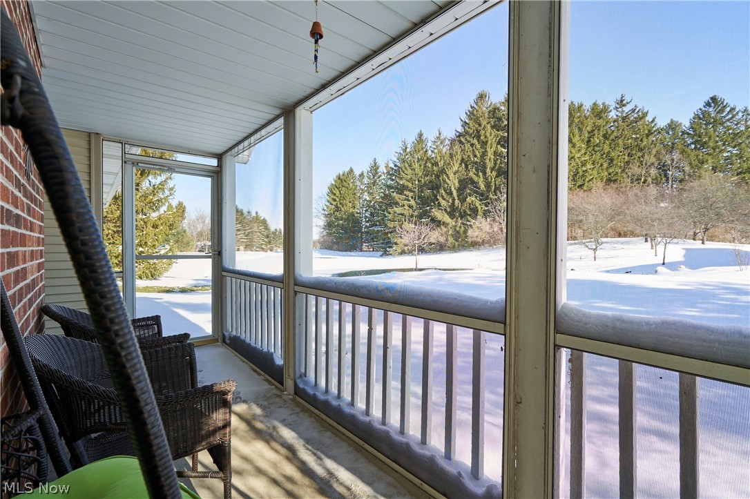 Macintosh Farms Condo 01 - Residential