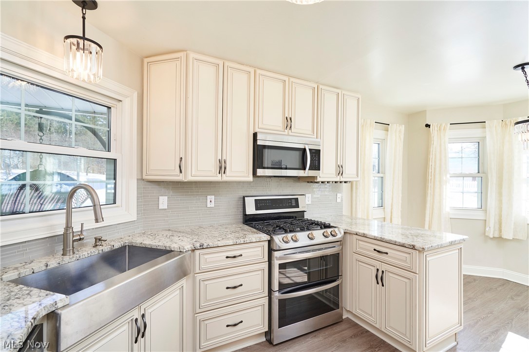 Macintosh Farms Condo 01 - Residential