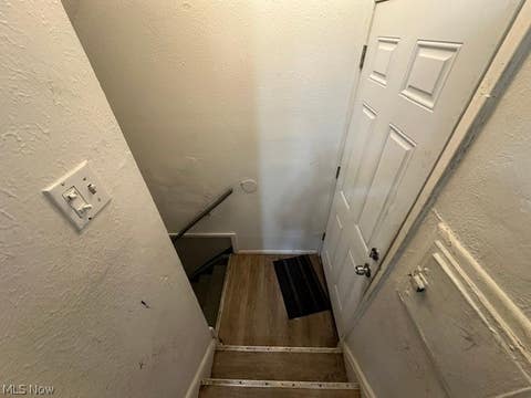 Tiny photo for 15914 Clearview Avenue, Cleveland, OH 44128 (MLS # 5239794)