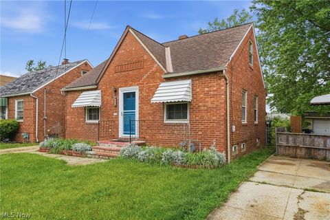 Tiny photo for 13416 Crossburn Avenue, Cleveland, OH 44135 (MLS # 5215195)