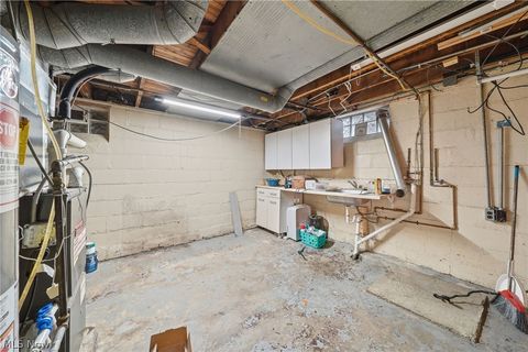 Tiny photo for 13416 Crossburn Avenue, Cleveland, OH 44135 (MLS # 5215195)