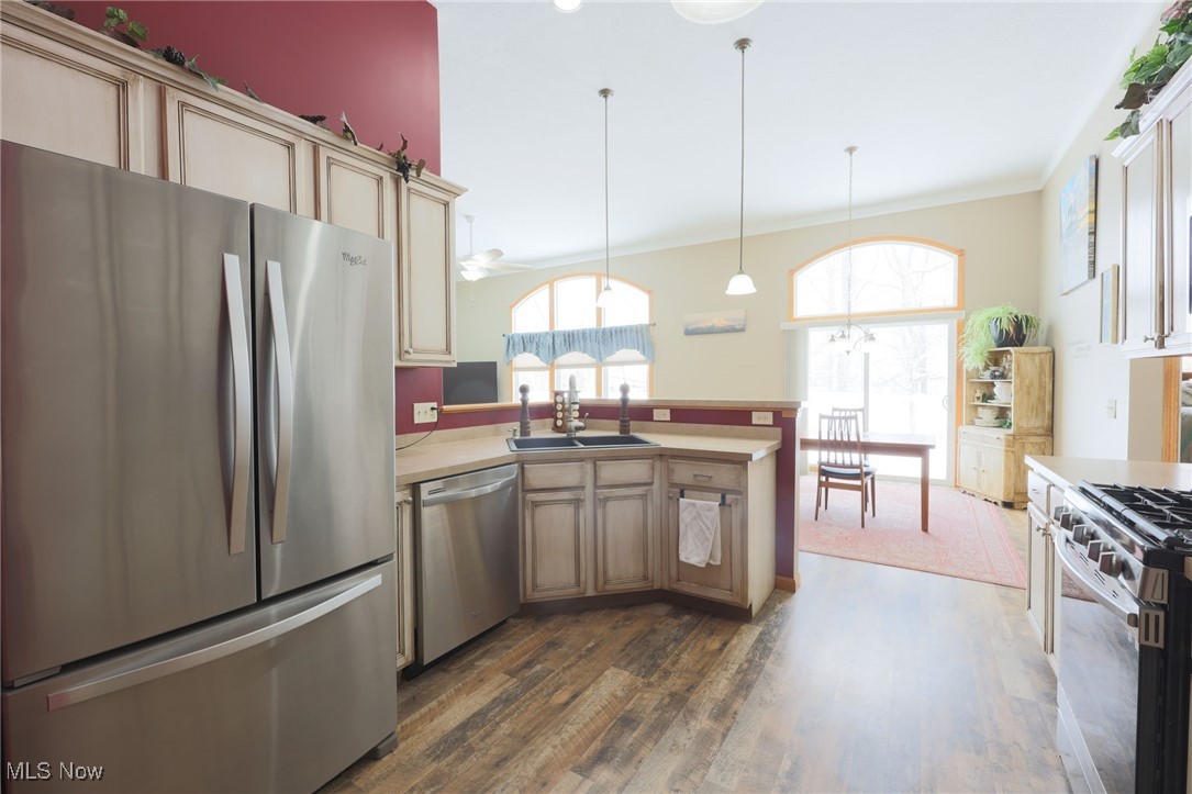 Hidden Lake Estates Sub - Residential