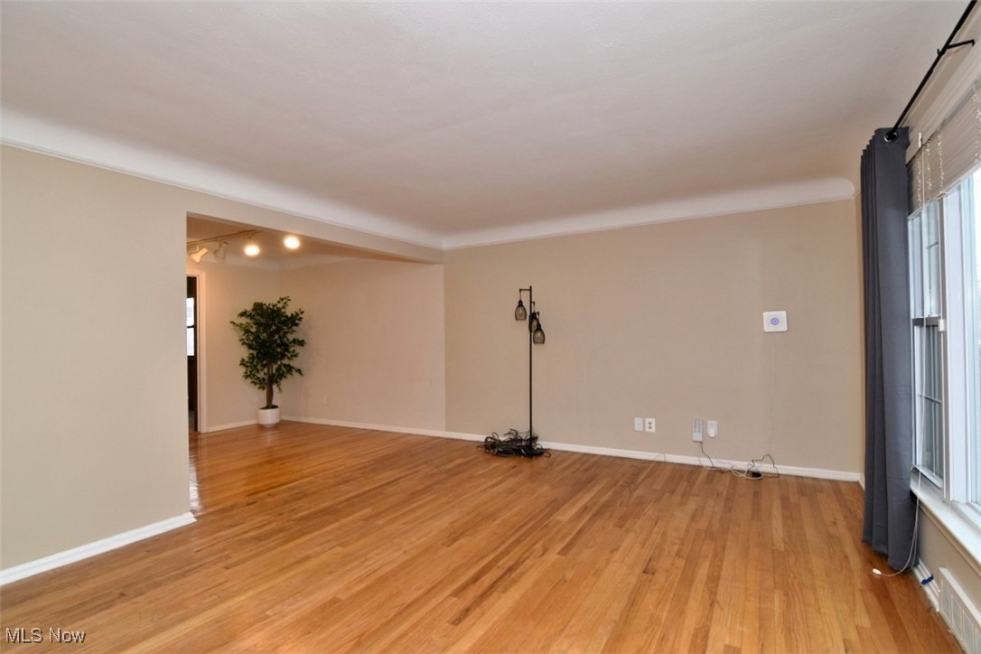 Lyndhurst Manor - Residential