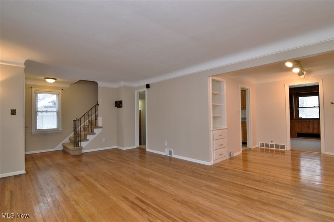 Lyndhurst Manor - Residential