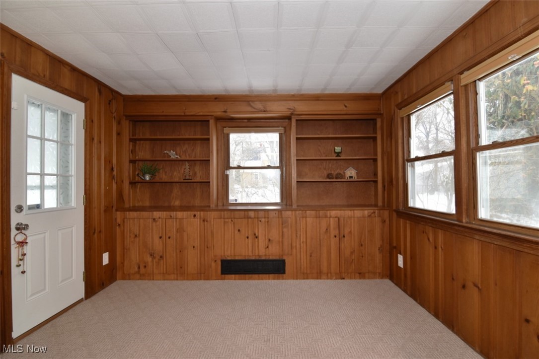 Lyndhurst Manor - Residential