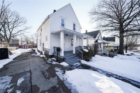 Photo of 7610 Rosewood Avenue, Cleveland, OH 44105 (MLS # 5186977)