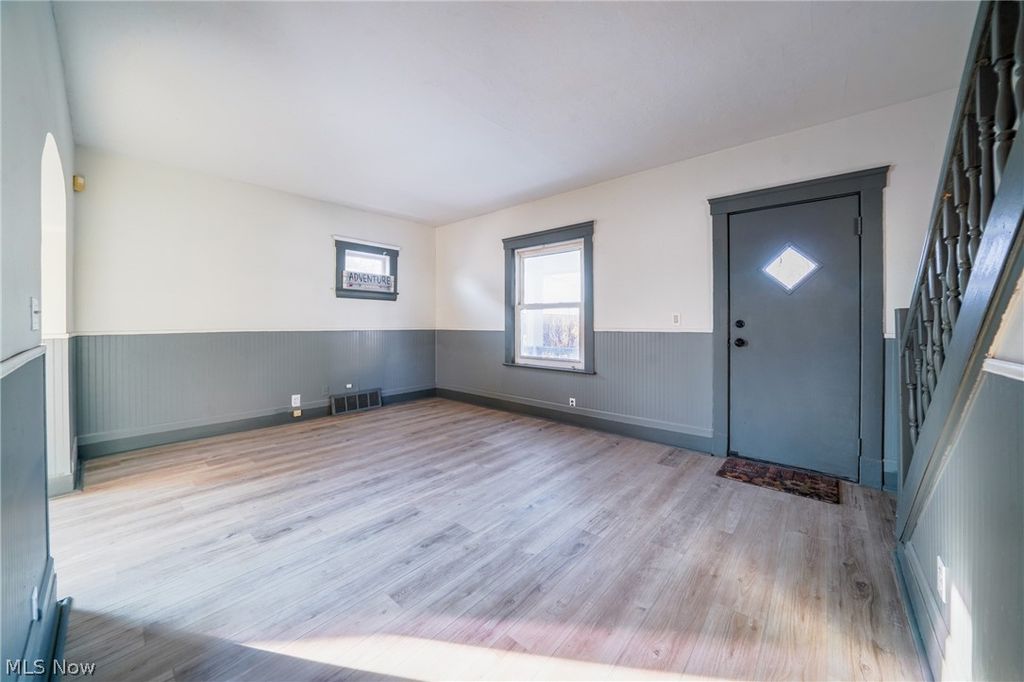 Photo of 7610 Rosewood Avenue, Cleveland, OH 44105 (MLS # 5186977)