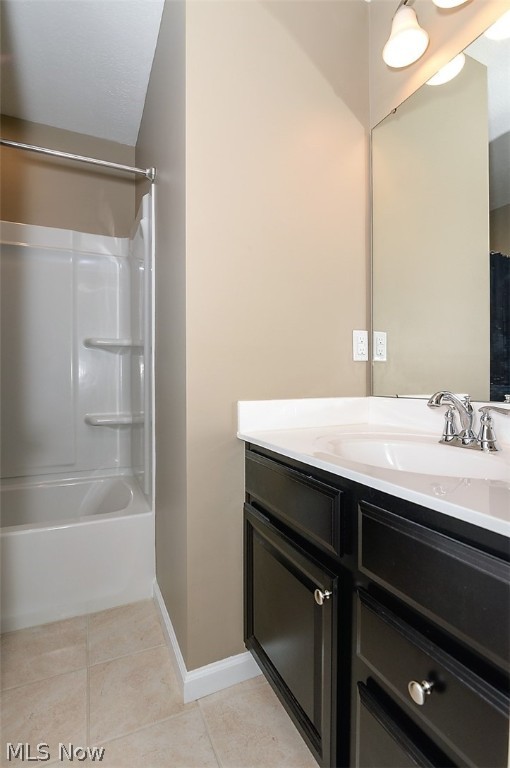 Lakes/Green #3 - Residential