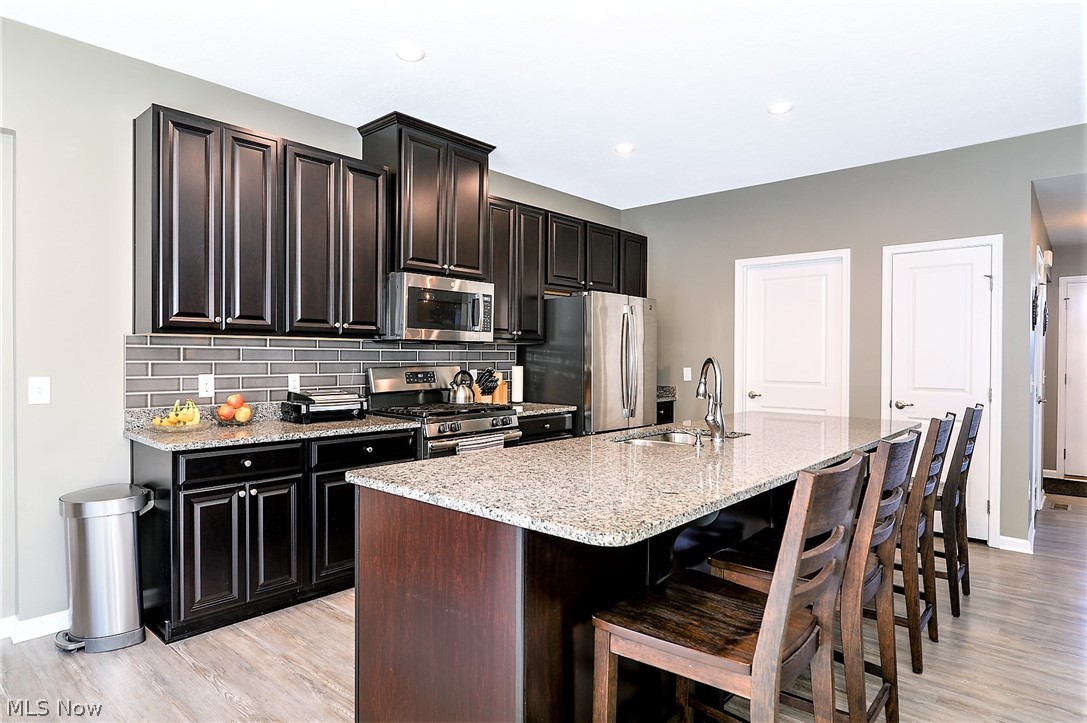 Lakes/Green #3 - Residential