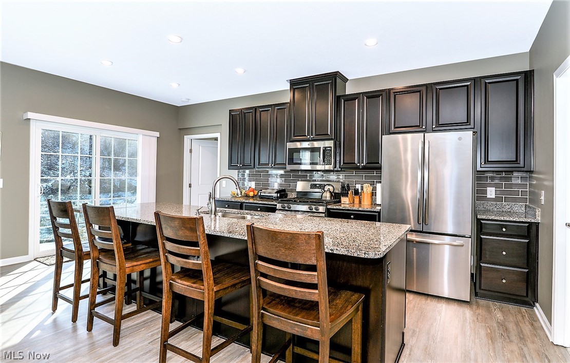 Lakes/Green #3 - Residential