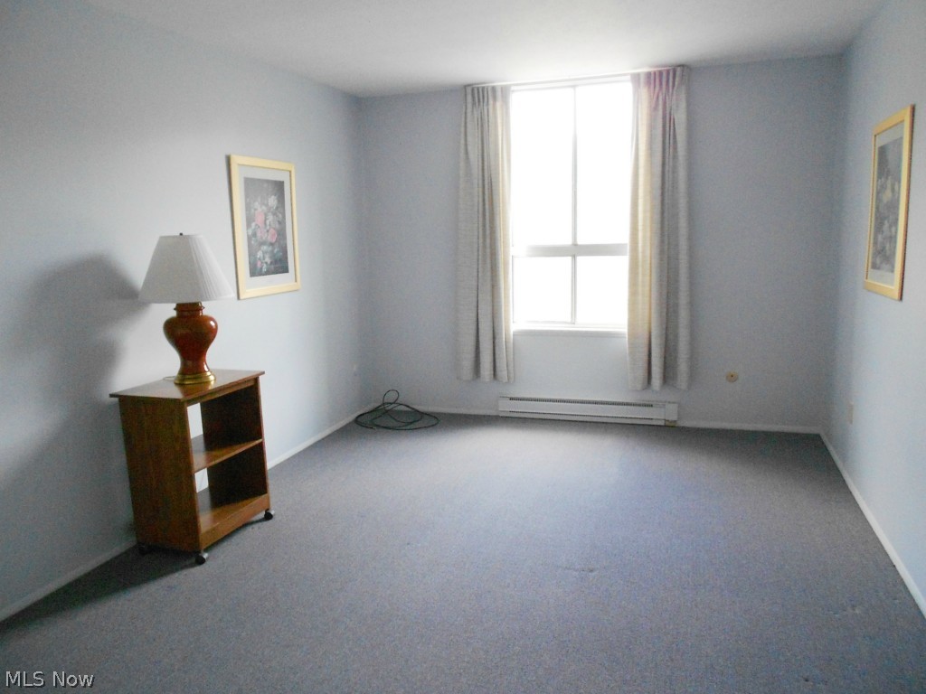 Silver Lake Towers - Residential