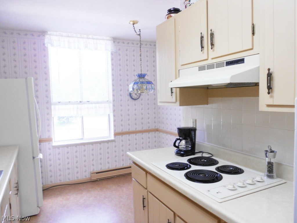 Silver Lake Towers - Residential