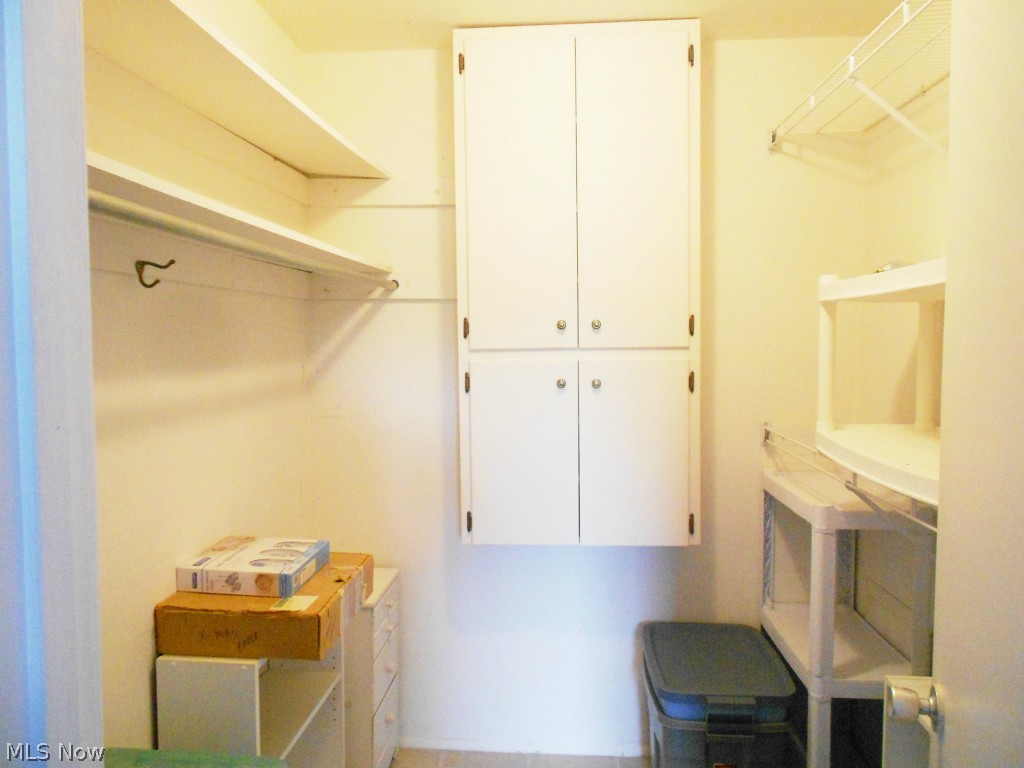 Silver Lake Towers - Residential