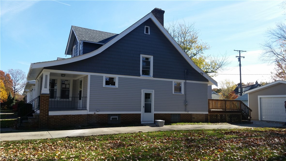 James M Hoyts - Residential