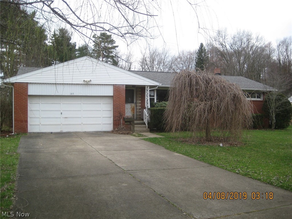 Spacious ranch. Living room with picture window. Family room with built-in bookcases. Open kitchen with breakfast bar. Main bath with stall shower. Nice size deck and fenced backyard. Convenient location, close to shopping and restaurants.