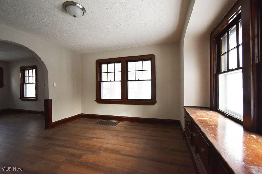 Delia Park - Residential