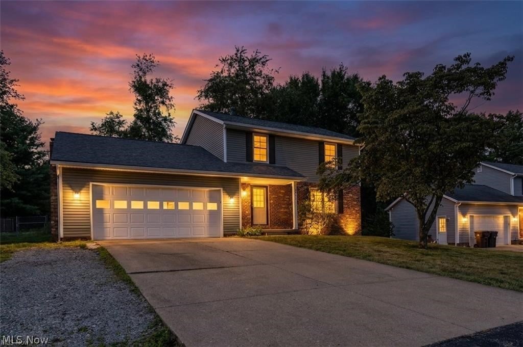 203 Albany Drive NW