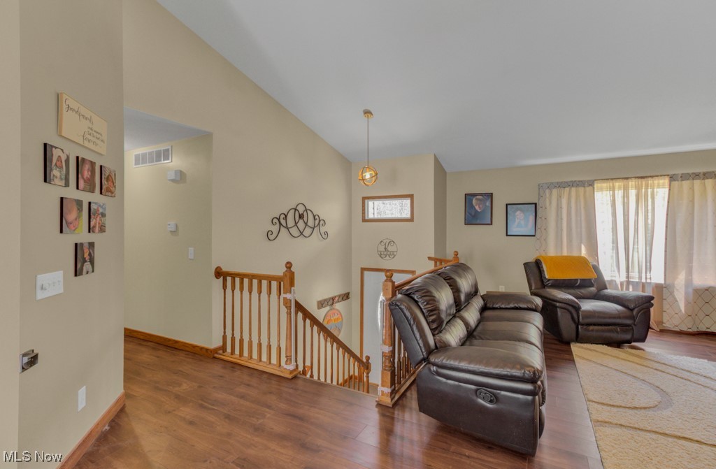 11 Alleghany Trail, Malvern, Ohio image 7