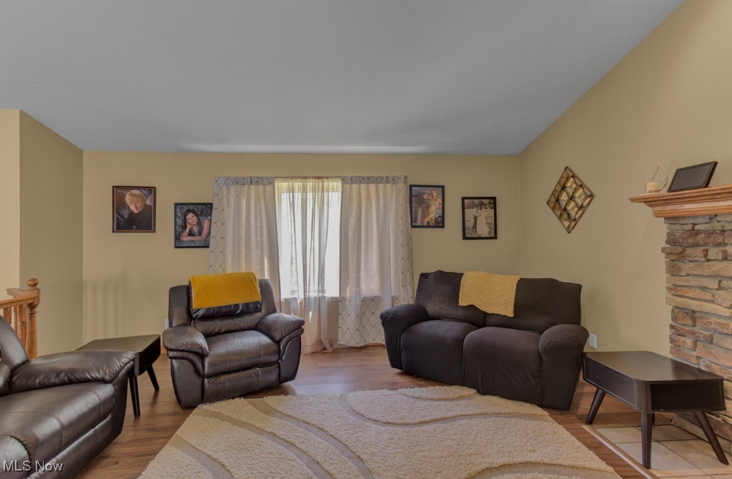 11 Alleghany Trail, Malvern, Ohio image 4