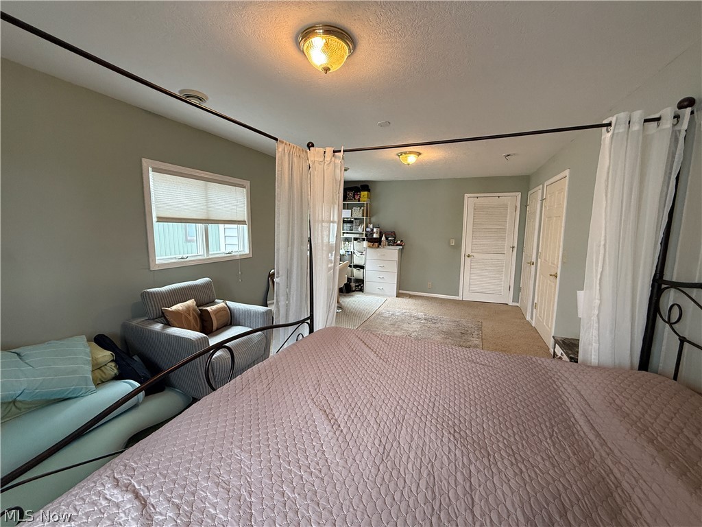 William A Martins Springfield - Residential