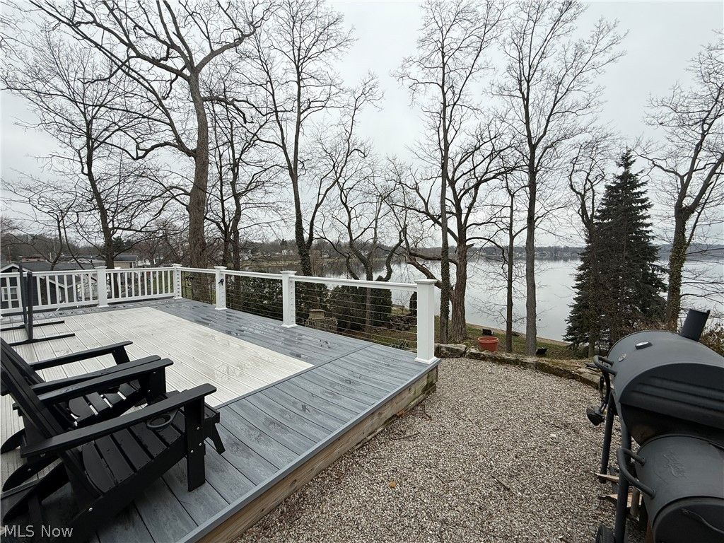 Photo of 1376 Catherine Avenue Extension, Lakemore, OH 44250 (MLS # 5195140)