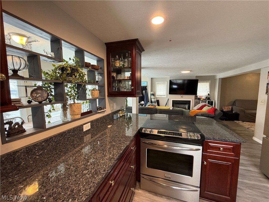 William A Martins Springfield - Residential