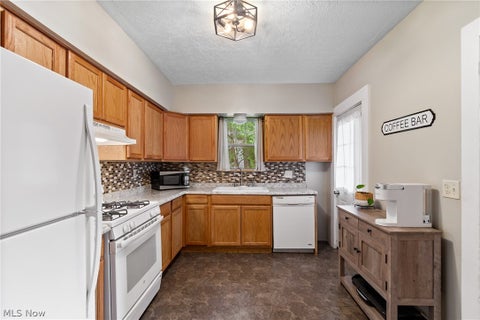 Tiny photo for 247 Milan Street N, Canal Fulton, OH 44614 (MLS # 5240920)