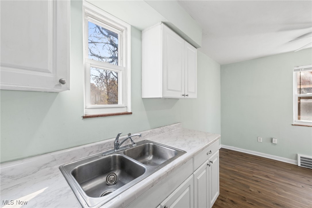 Erie Shore - Residential Lease