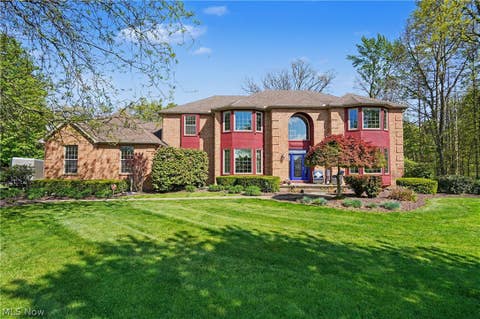 Homes For Sale - 170 Oak Tree Drive<br/> Mahoning County, Canfield, OH 44406