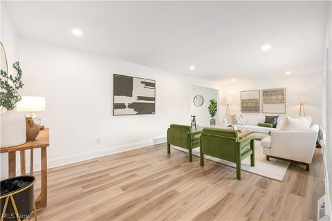 Tiny photo for 15938 W South Range Road, Salem, OH 44460 (MLS # 5190323)